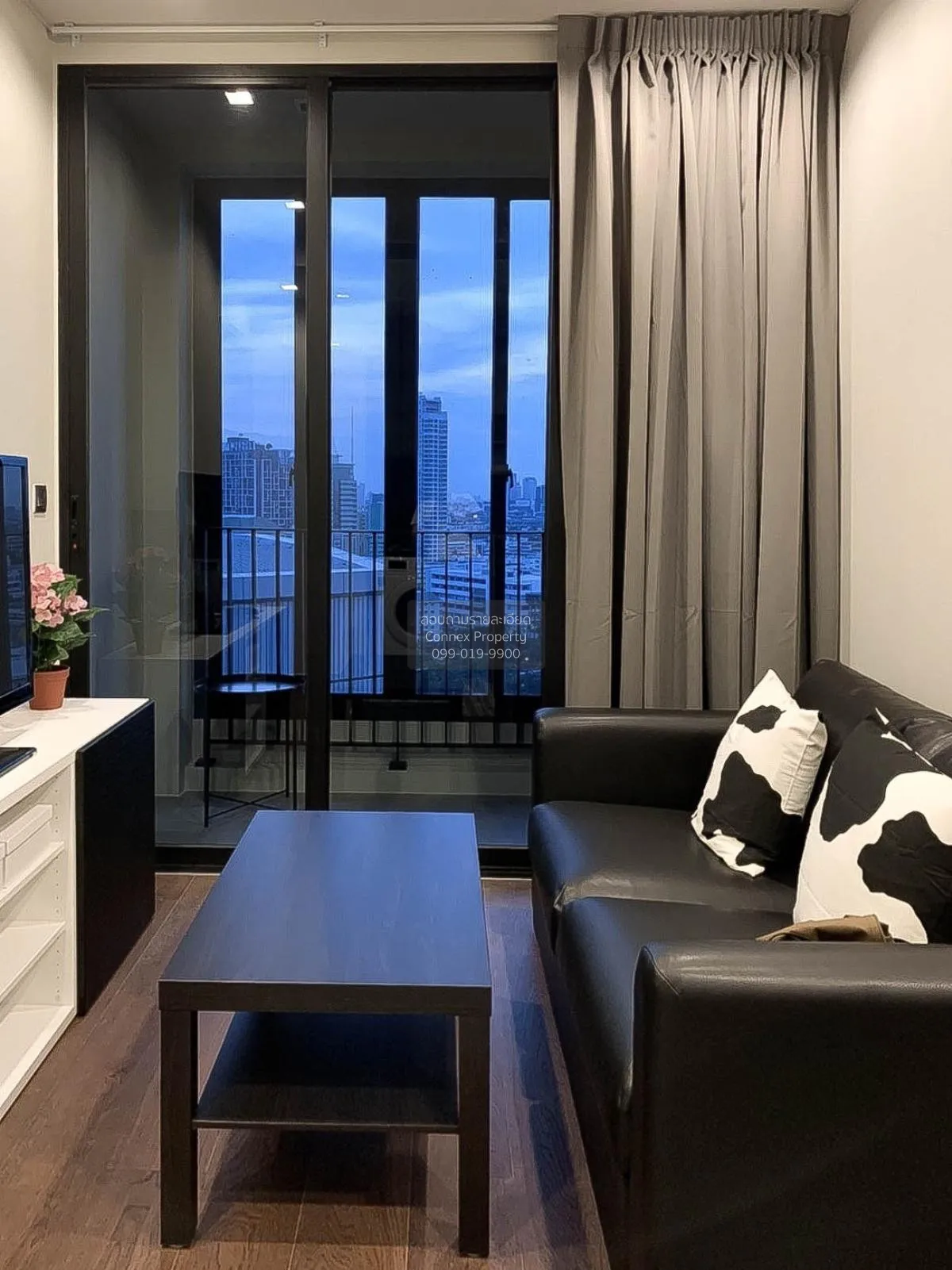 1 Bedroom condo in IDEO Q Victory
