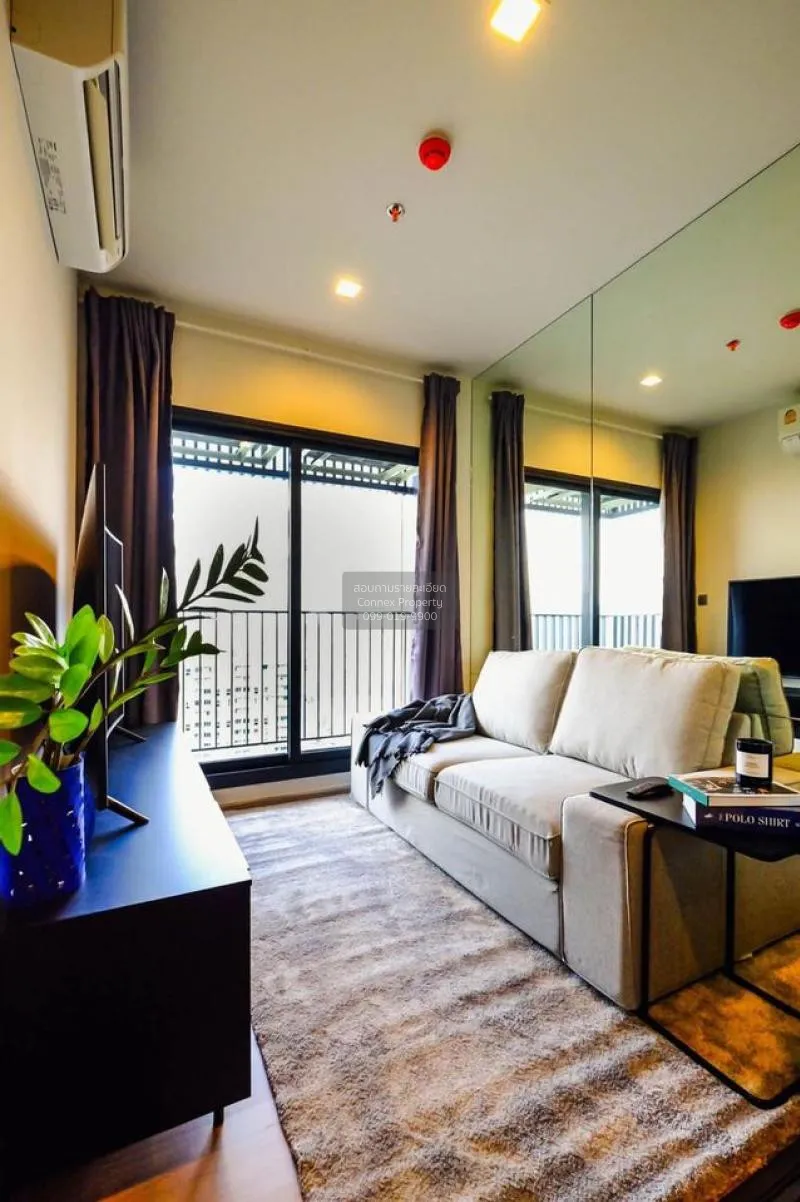 1 Bedroom condo in Life Asoke-Rama 9