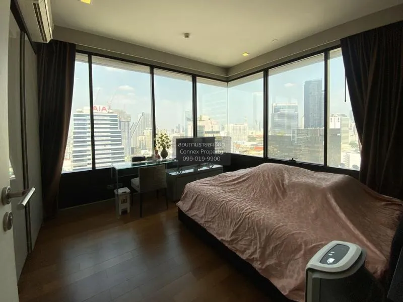 2 Bedroom condo in M Silom