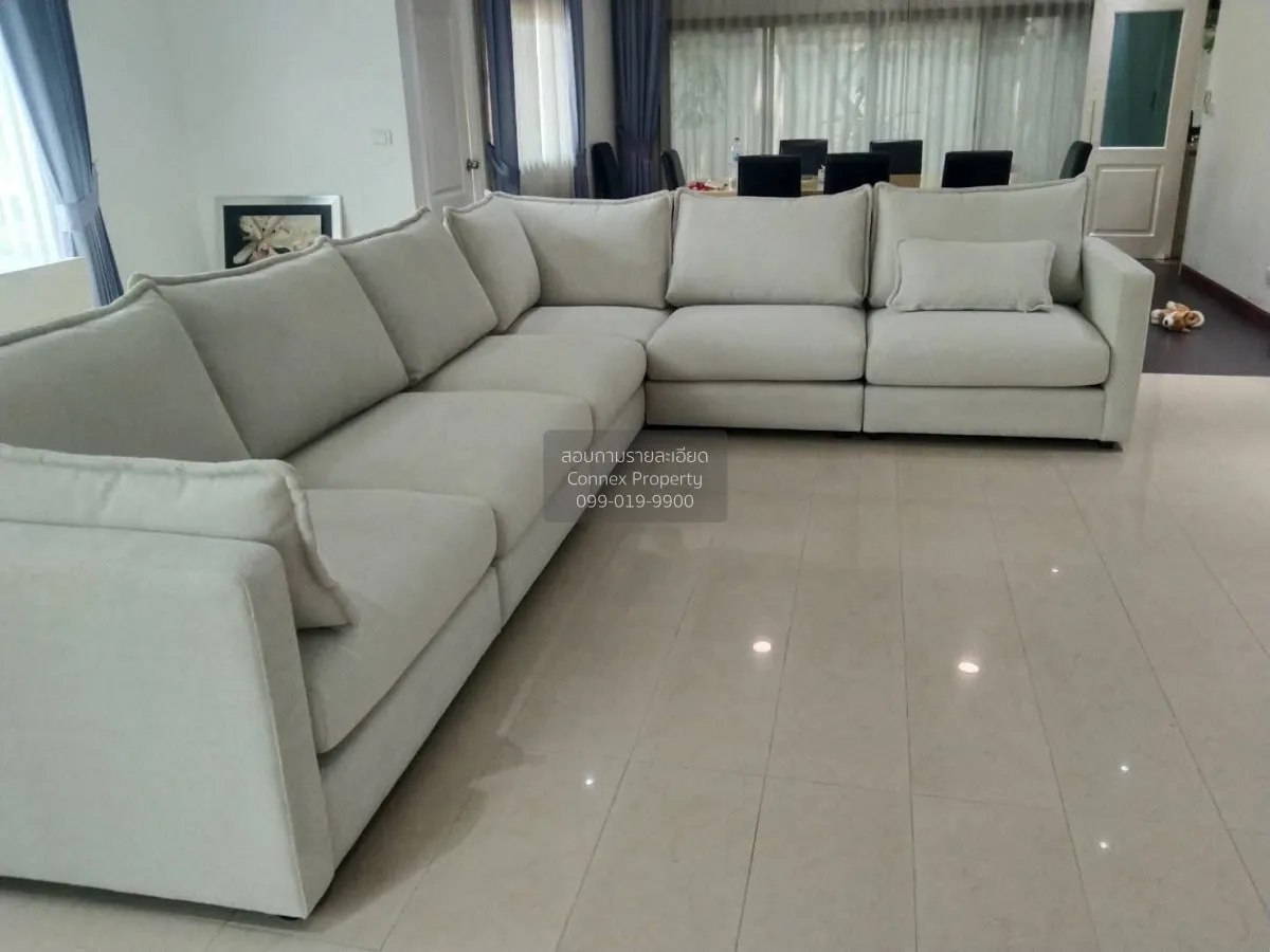 3 Bedroom condo in Baan Ananda