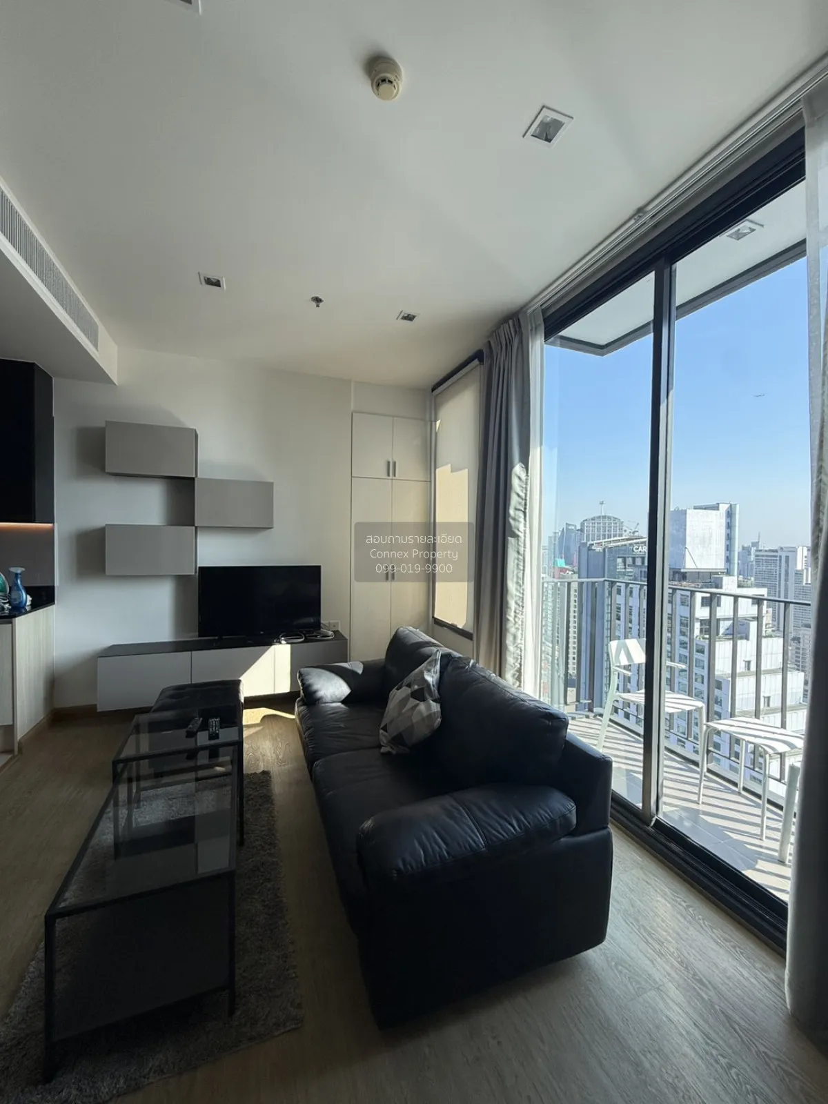 2 Bedroom condo in The Edge Sukhumvit 23