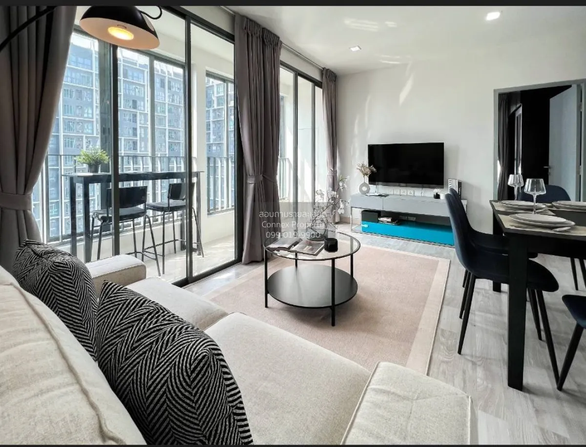 2 Bedroom condo in IDEO MOBI Sukhumvit 81