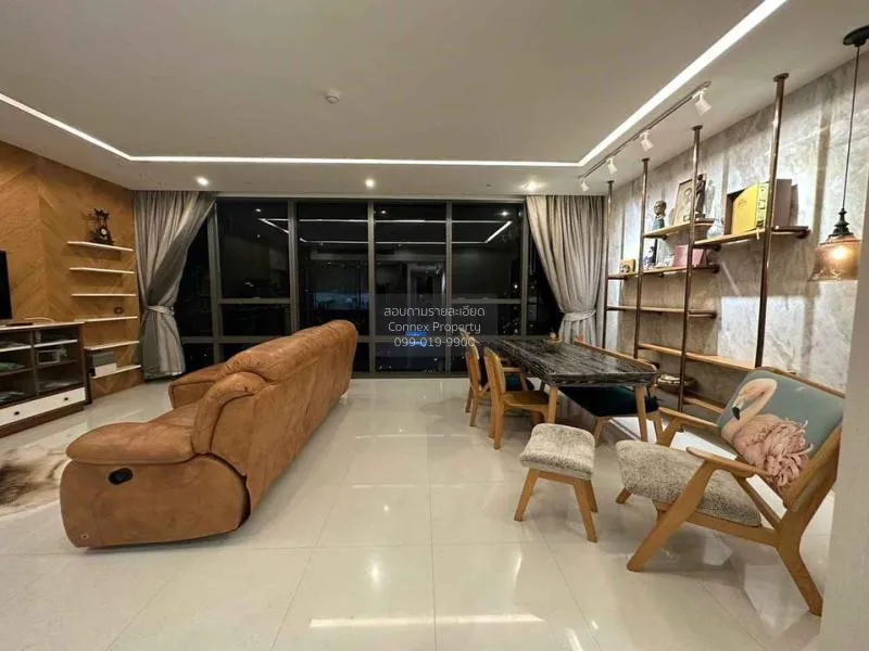 2 Bedroom condo in The Bangkok Sathorn