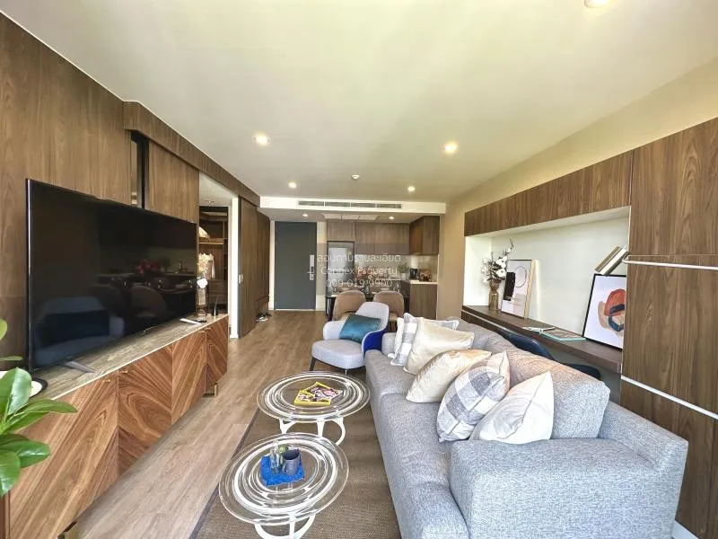 1 Bedroom condo in Noble Above Wireless-Ruamrudee