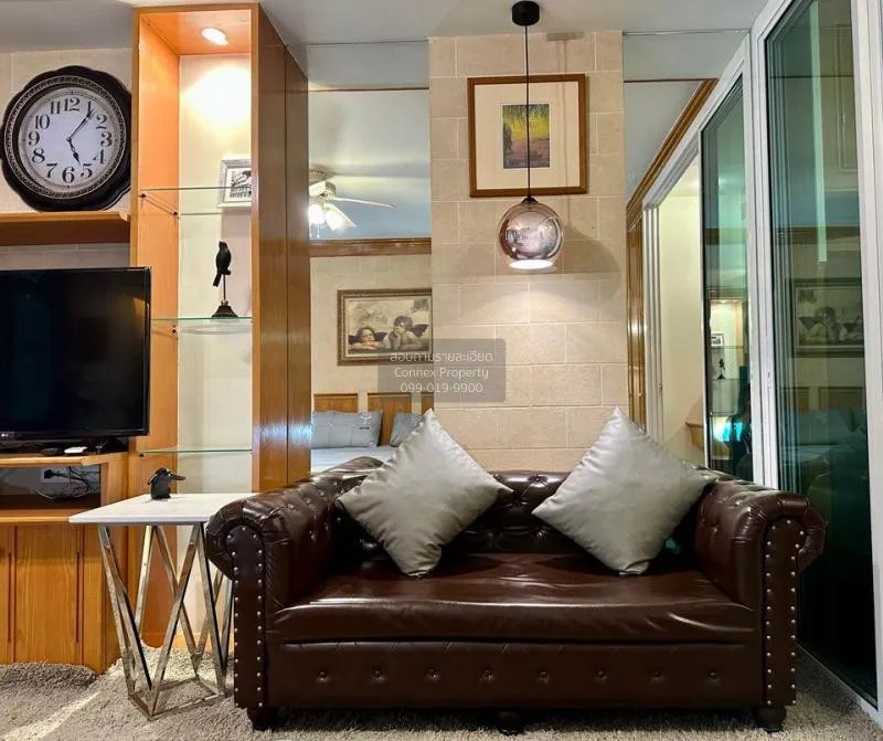1 Bedroom condo in Pipat Place
