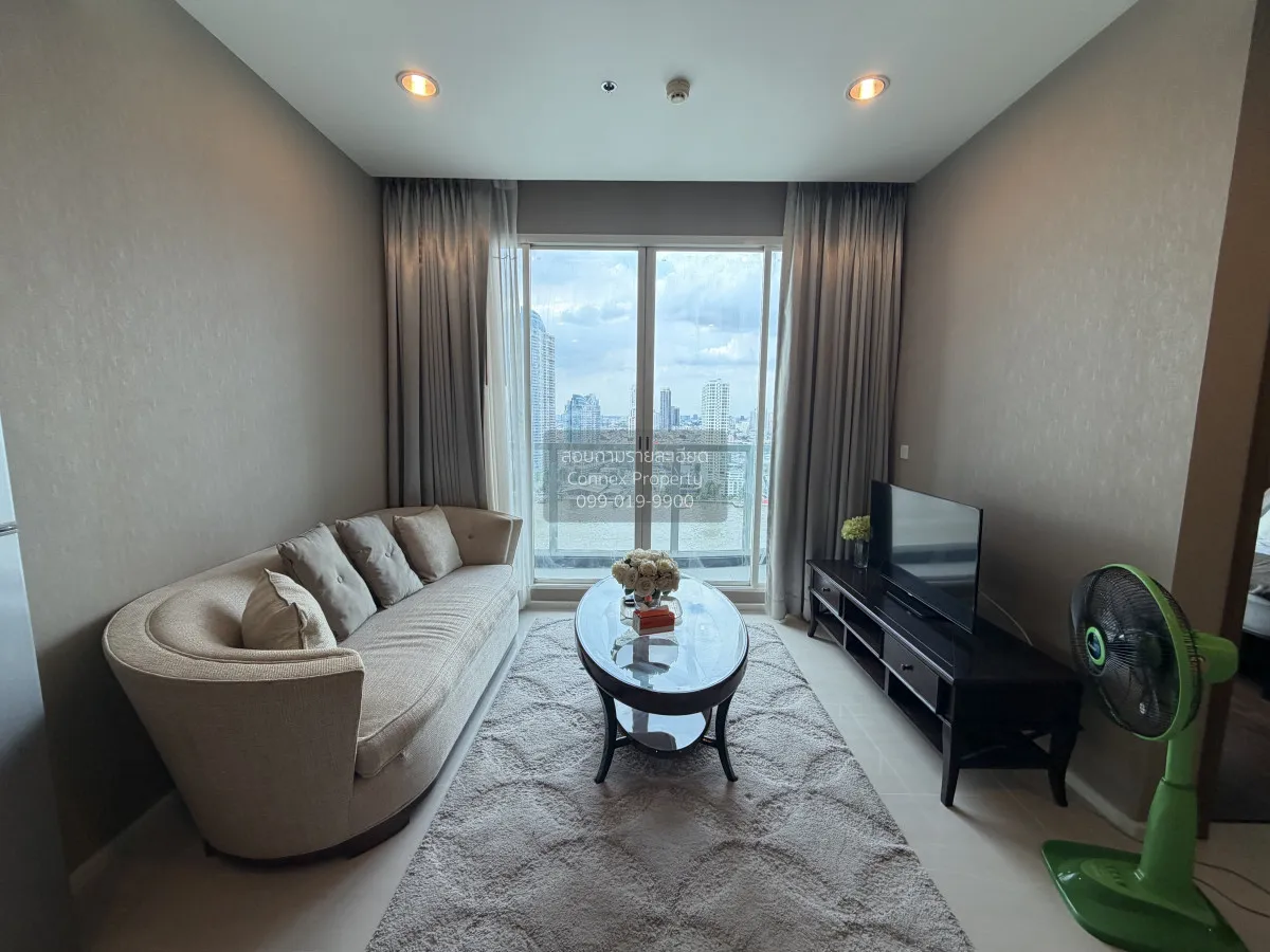 1 Bedroom condo in Menam Residences