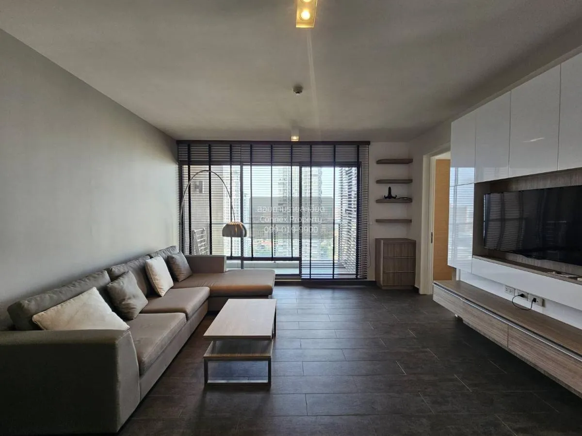 2 Bedroom condo in The Lofts Ekkamai