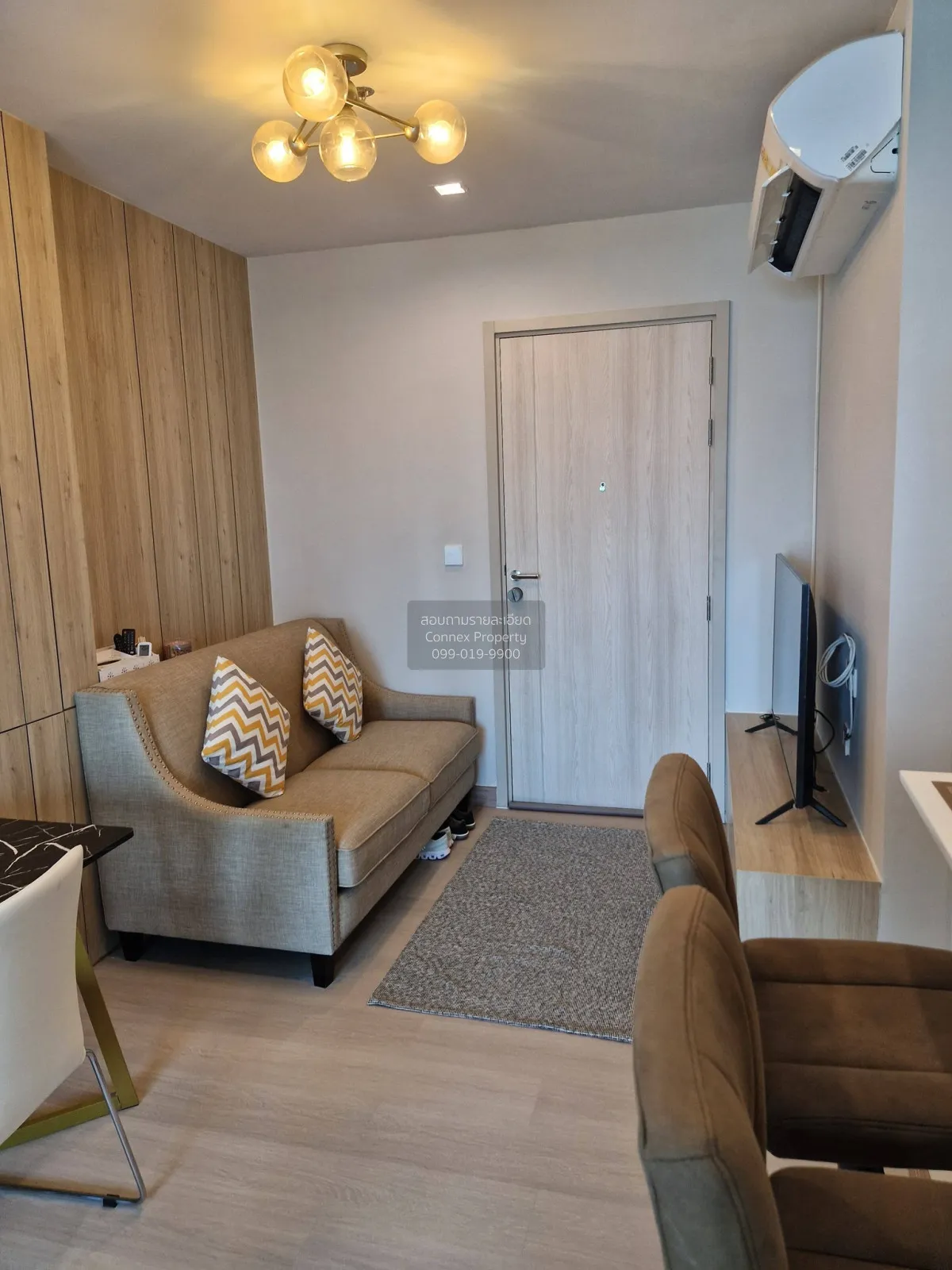 1 Bedroom condo in Life One Wireless