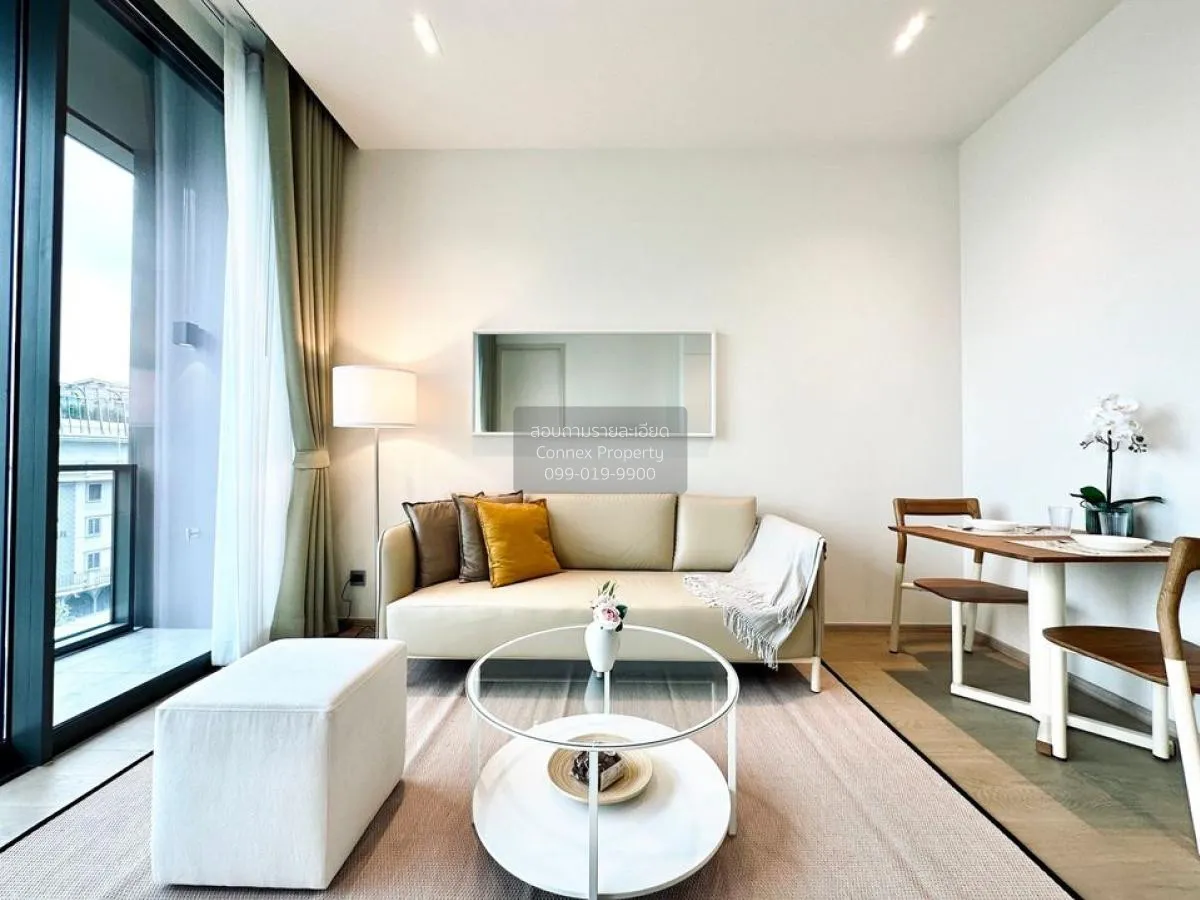 1 Bedroom condo in The Strand Thonglor