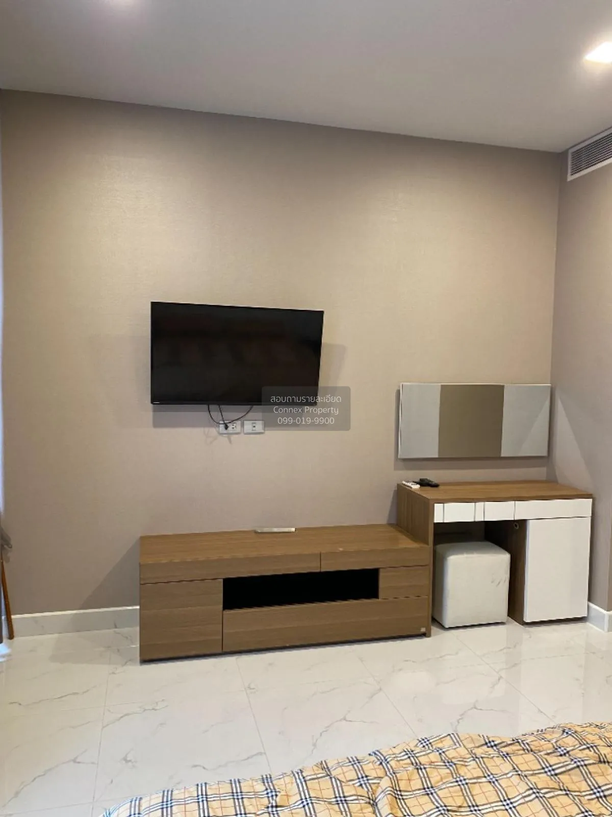 2 Bedroom condo in Hyde Sukhumvit 13