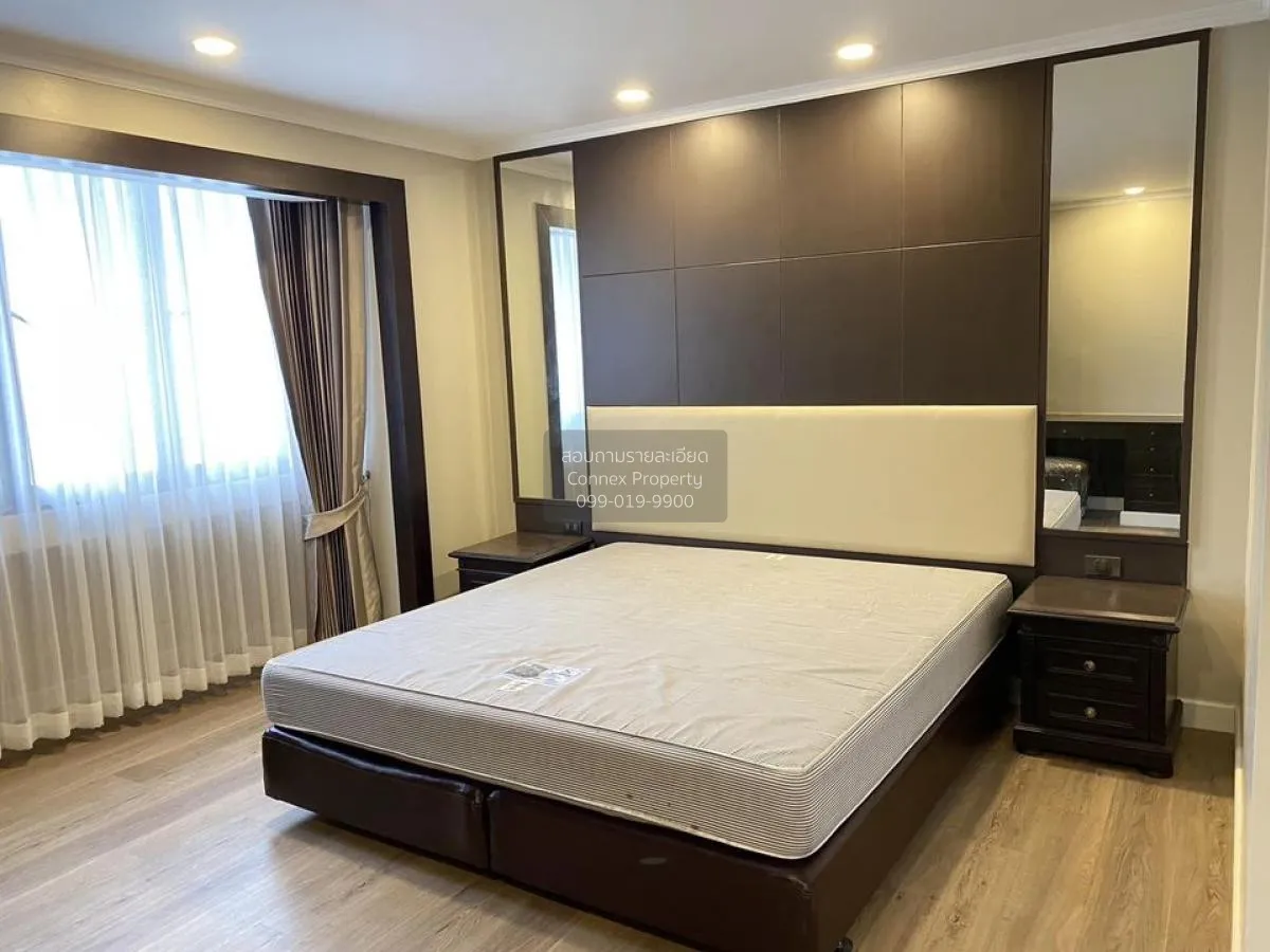 2 Bedroom condo in Omni Tower Sukhumvit Nana