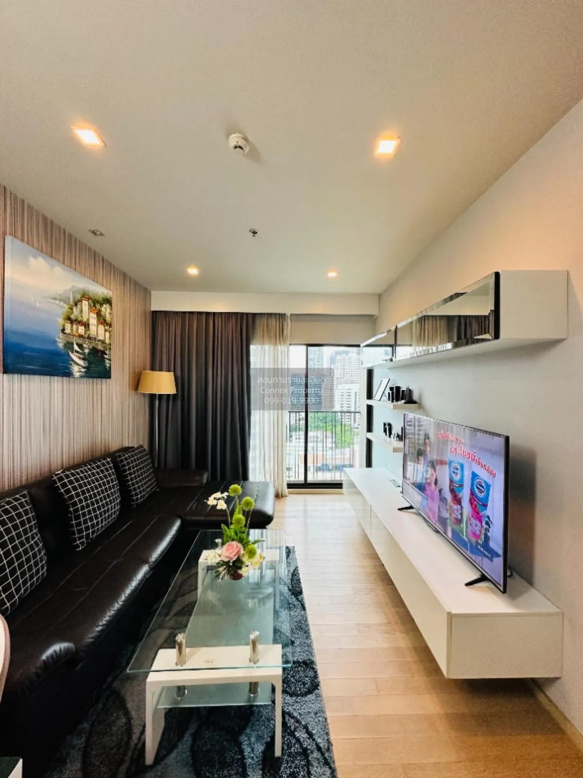 1 Bedroom condo in Noble Refine
