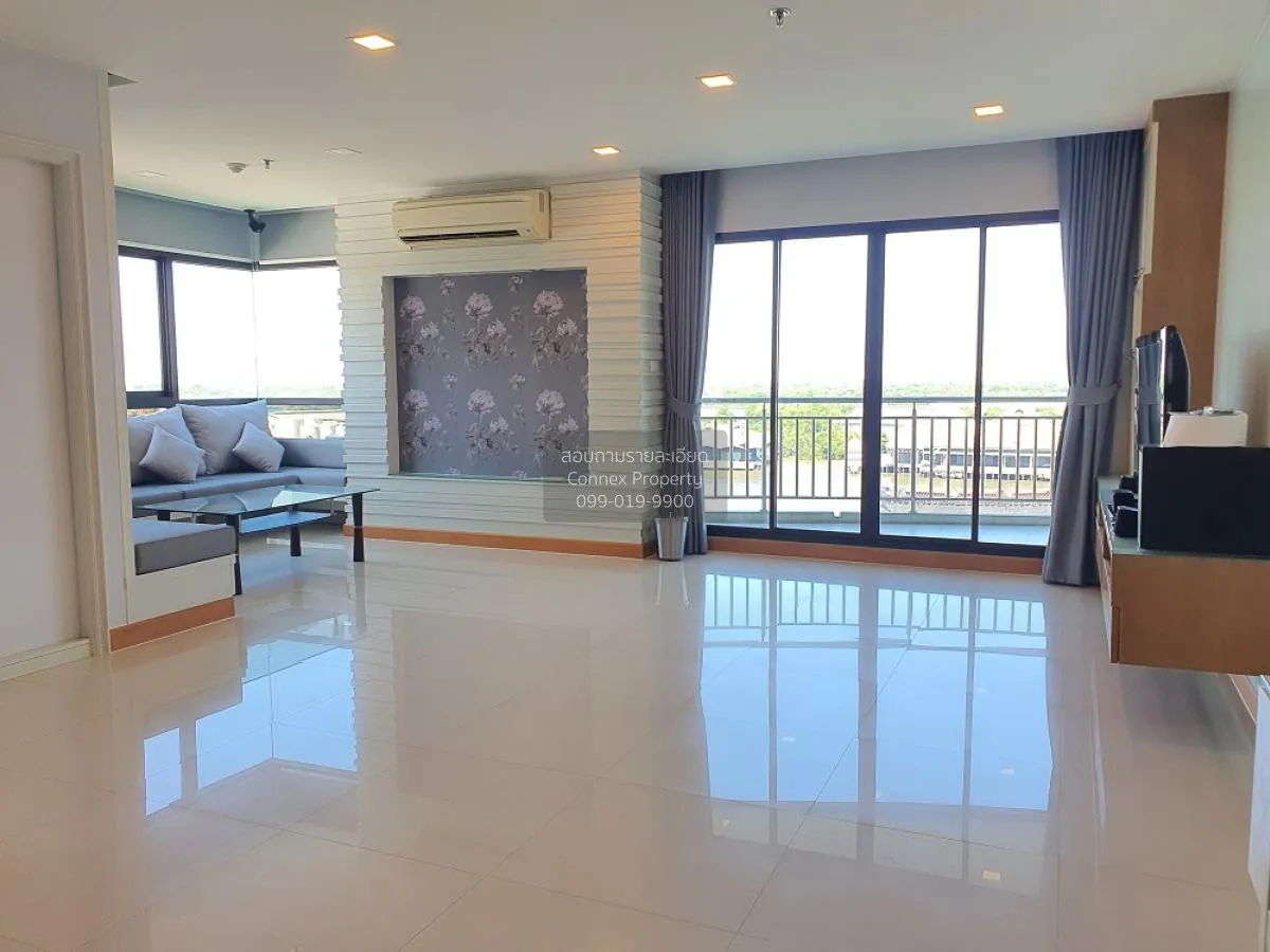 3 Bedroom condo in Lumpini Place Narathiwas-Chaopraya