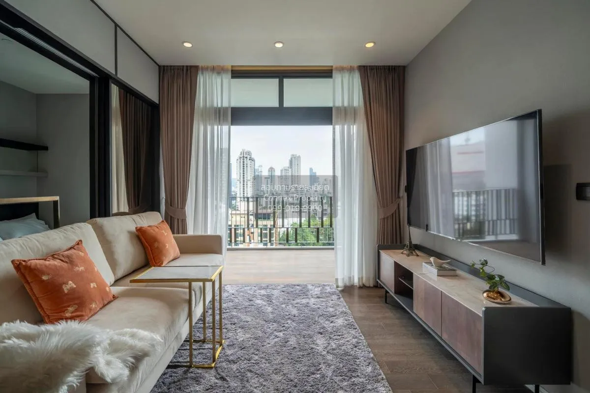 2 Bedroom condo in MUNIQ Sukhumvit 23