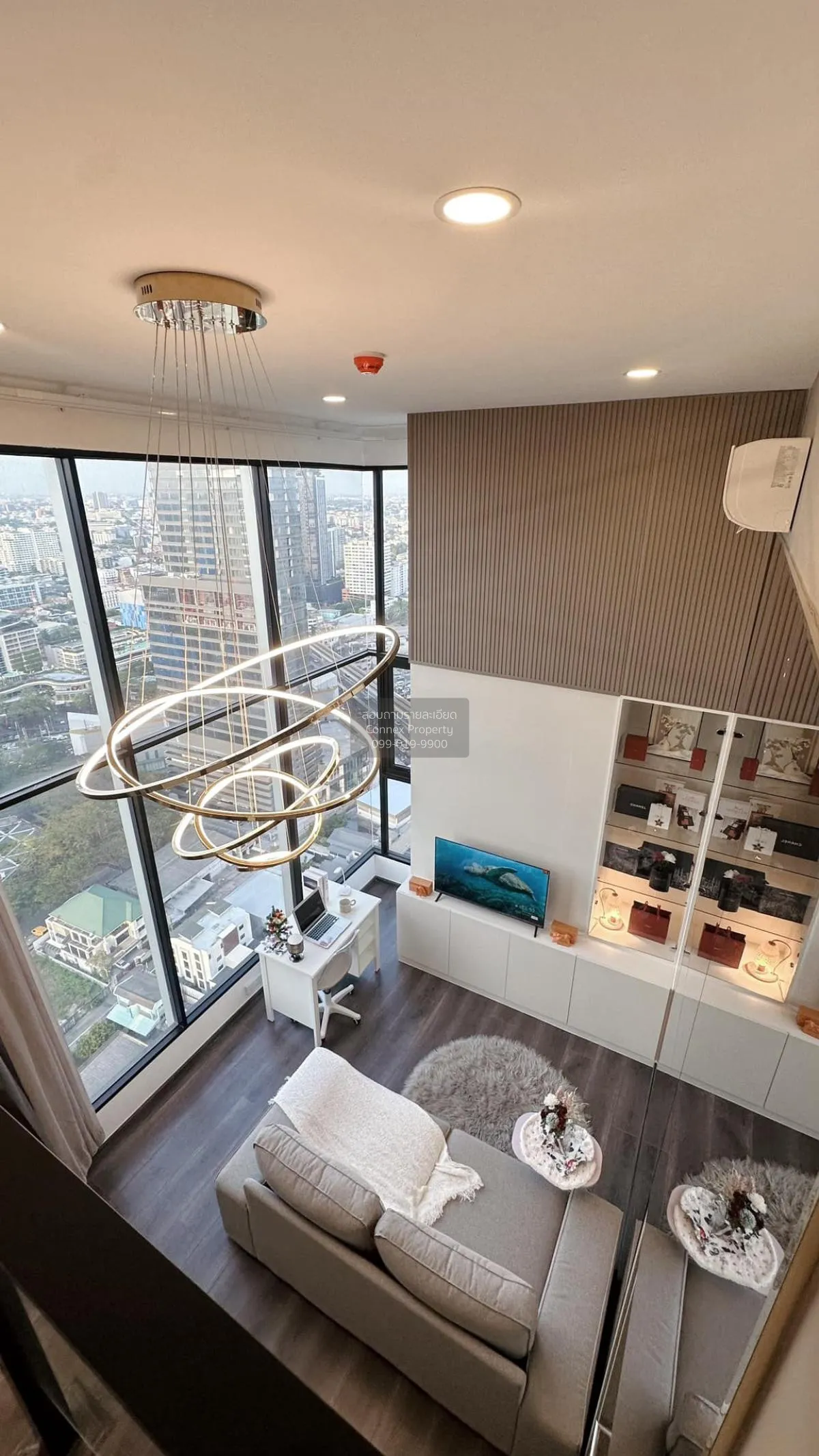 2 Bedroom condo in Knightsbridge Space Ratchayothin