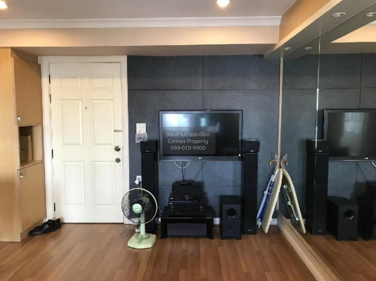 1 Bedroom condo in Lumpini Place Narathiwas-Chaopraya