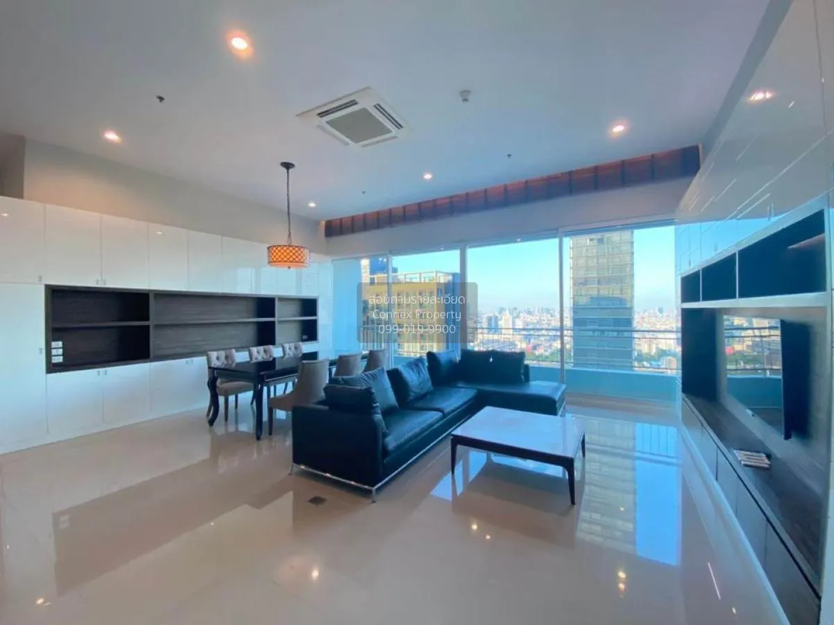 3 Bedroom condo in Circle Condominium