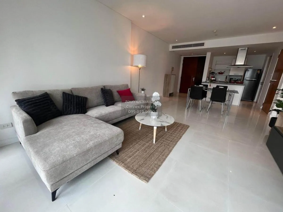 2 Bedroom condo in Fullerton Sukhumvit