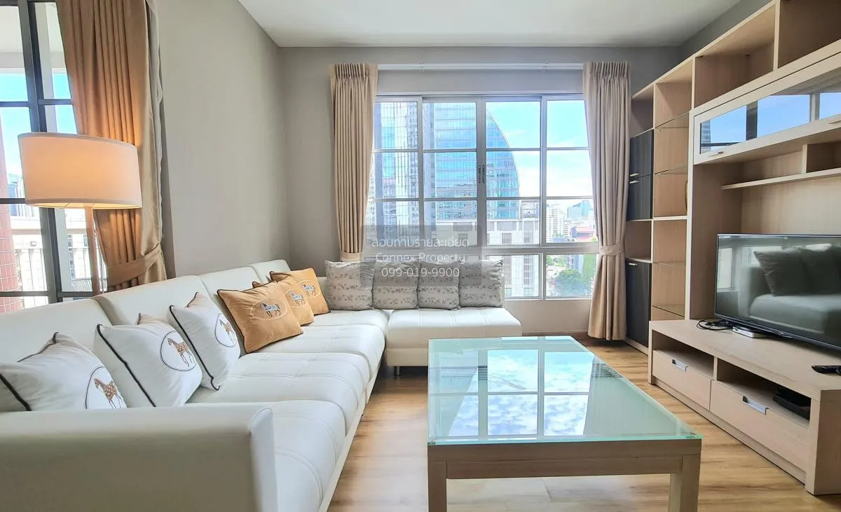 2 Bedroom condo in Citi Smart Sukhumvit 18