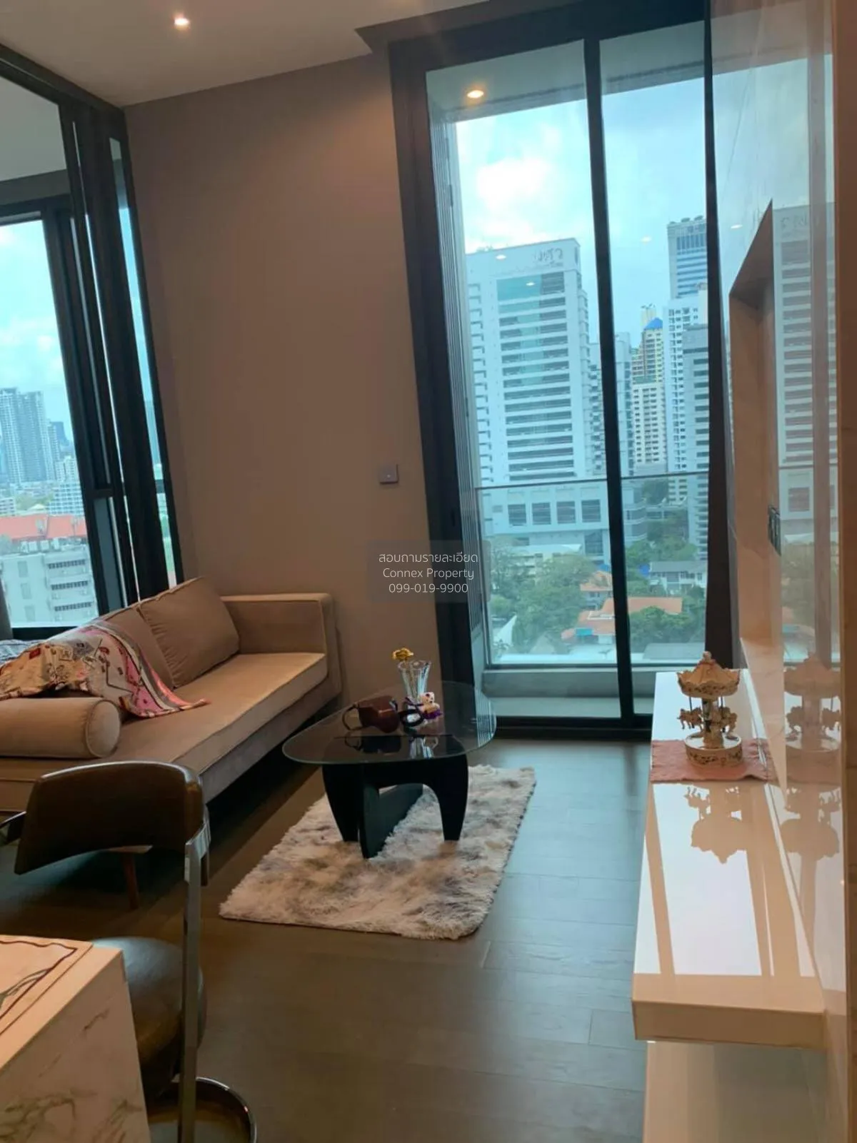 1 Bedroom condo in The Esse at Singha Complex