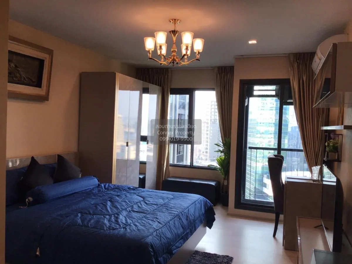 1 Bedroom condo in Life One Wireless