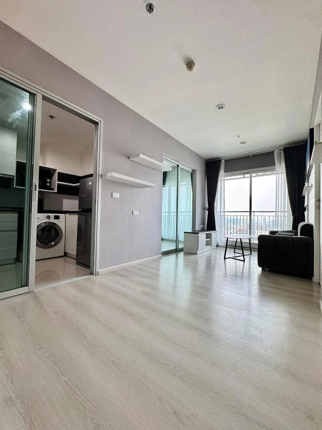1 Bedroom condo in Life Ratchadapisek