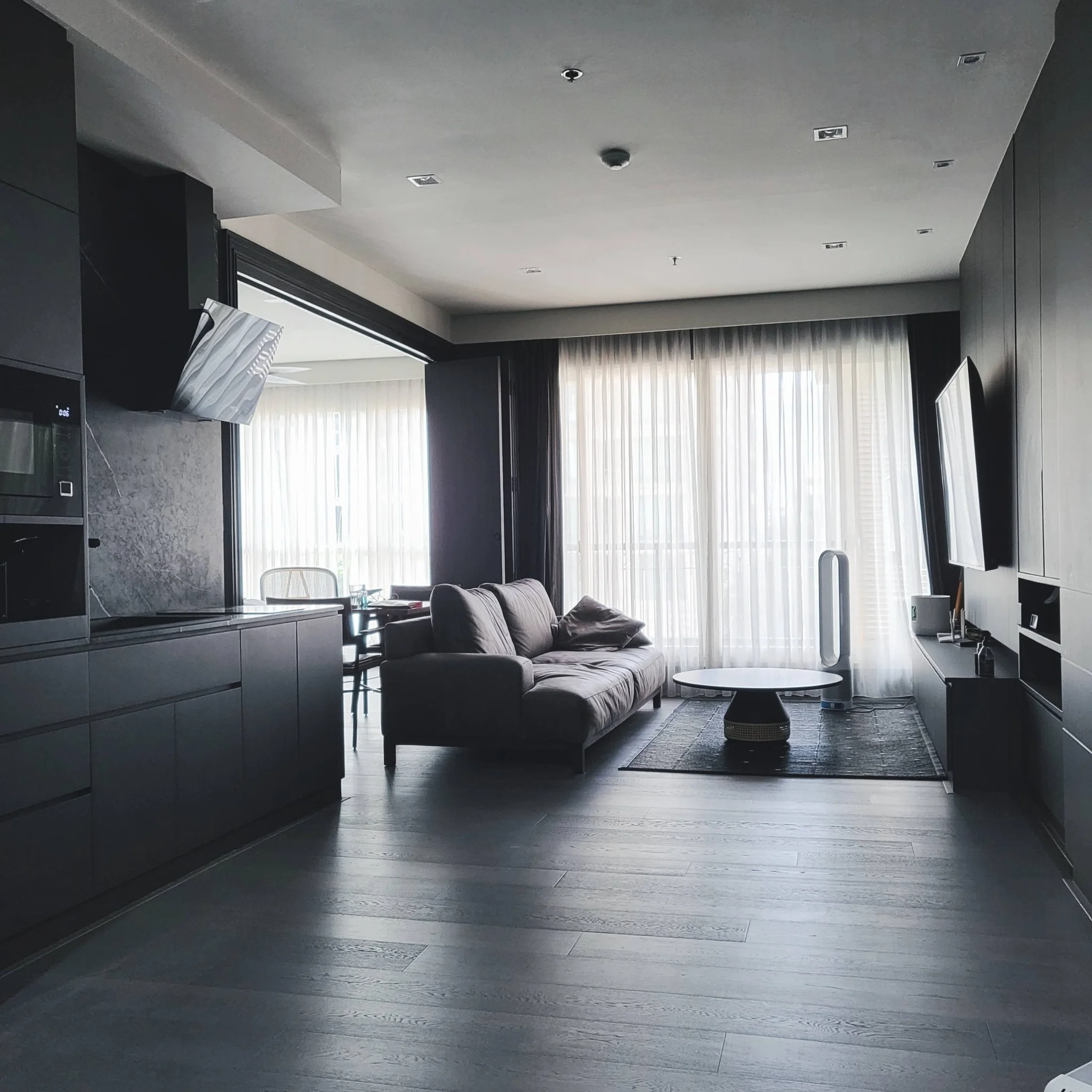 2 Bedroom condo in The Address Chidlom
