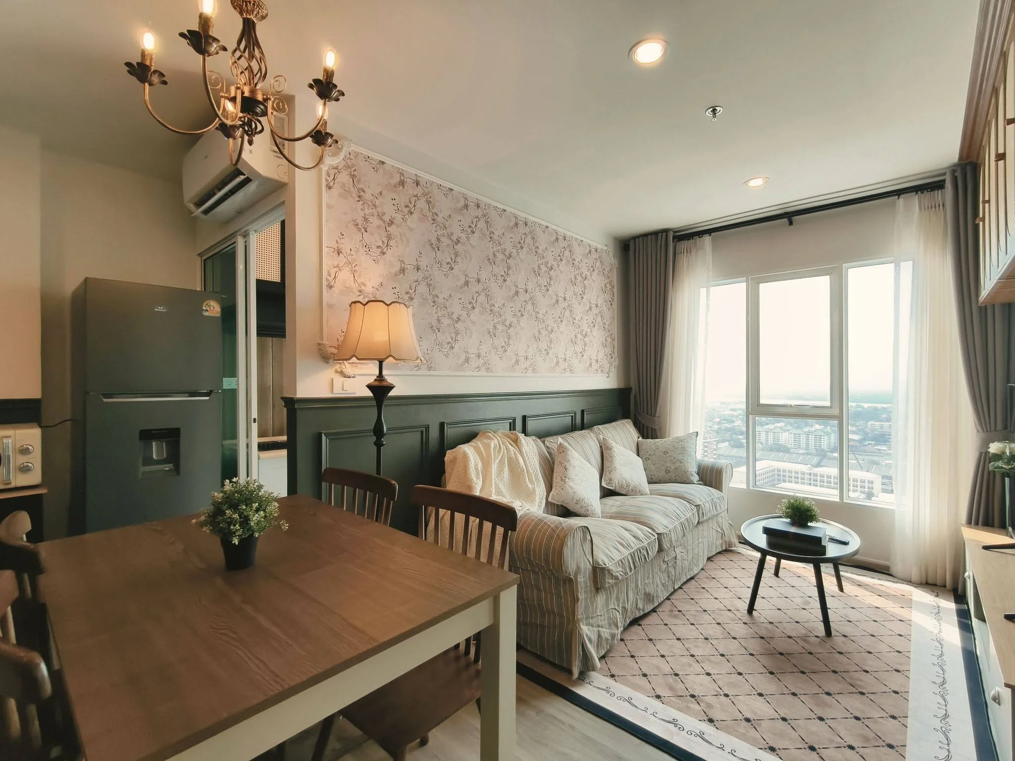 2 Bedroom condo in Regent Home Bangna